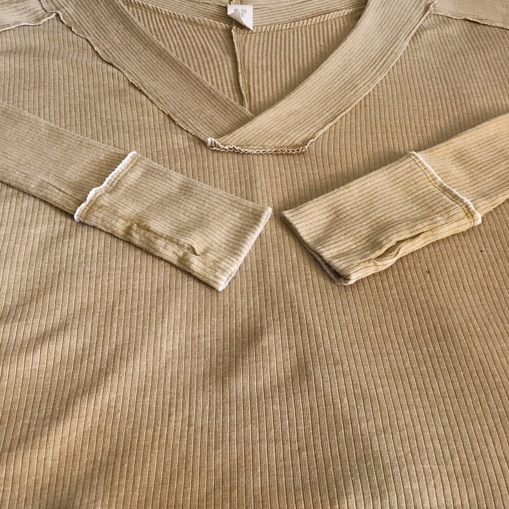 Free People Ocean View Plunging V (S) - Picture 5 of 7